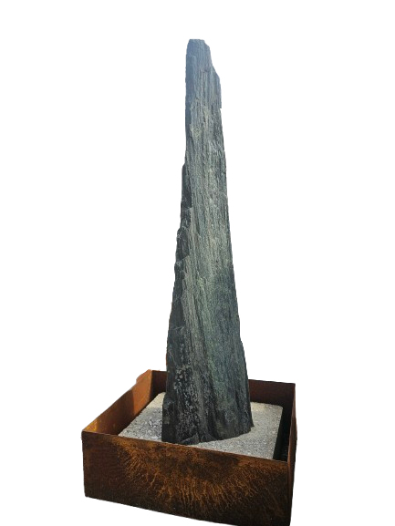 Monolith Serpentin Nr. 10